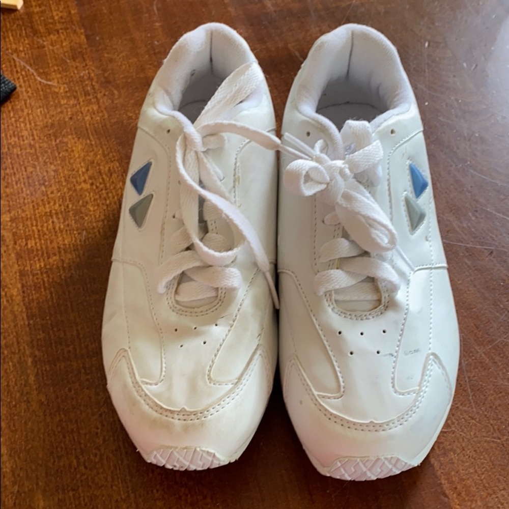 Kaepa cheer shoes